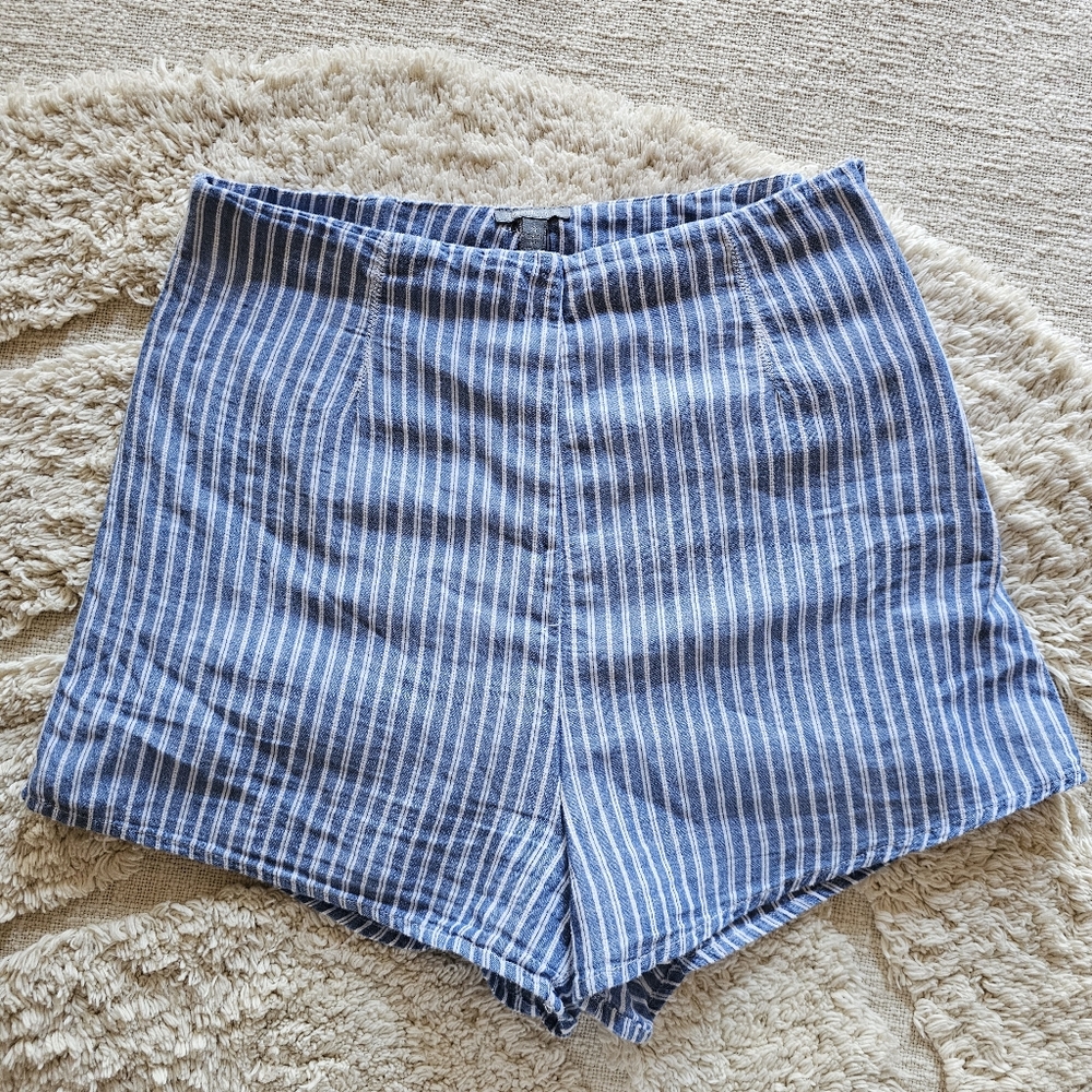 Charlotte Russe High-waist Pinstripe Shorts, Size S
